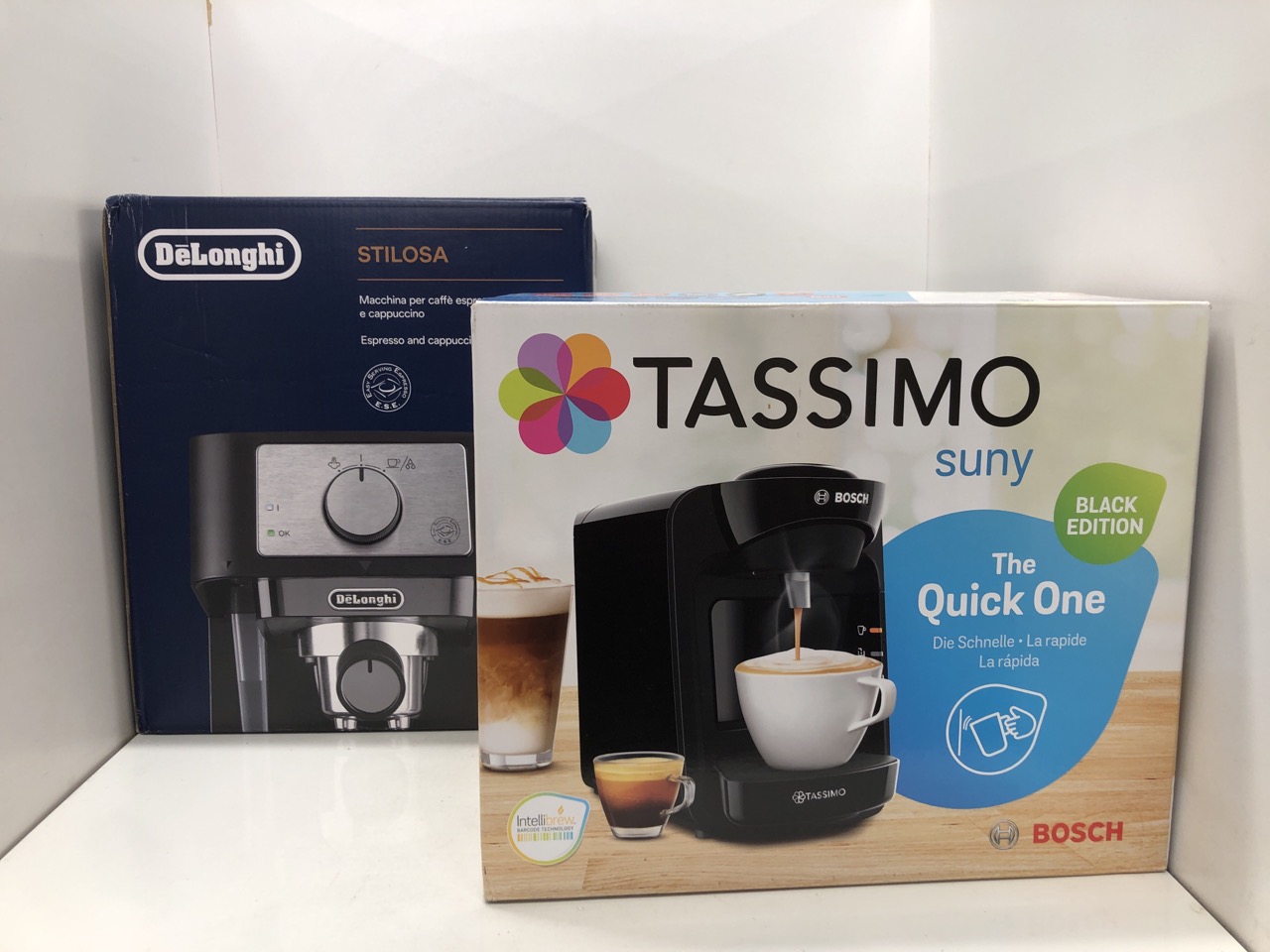 Lot 493  
            Edinburgh SR24 - Delivery Only 

                
DE'LONGHI STILOSA EC260.BK, TRADITIONAL BARISTA PUMP ESPRESSO COFFEE MACHINE, BLA...