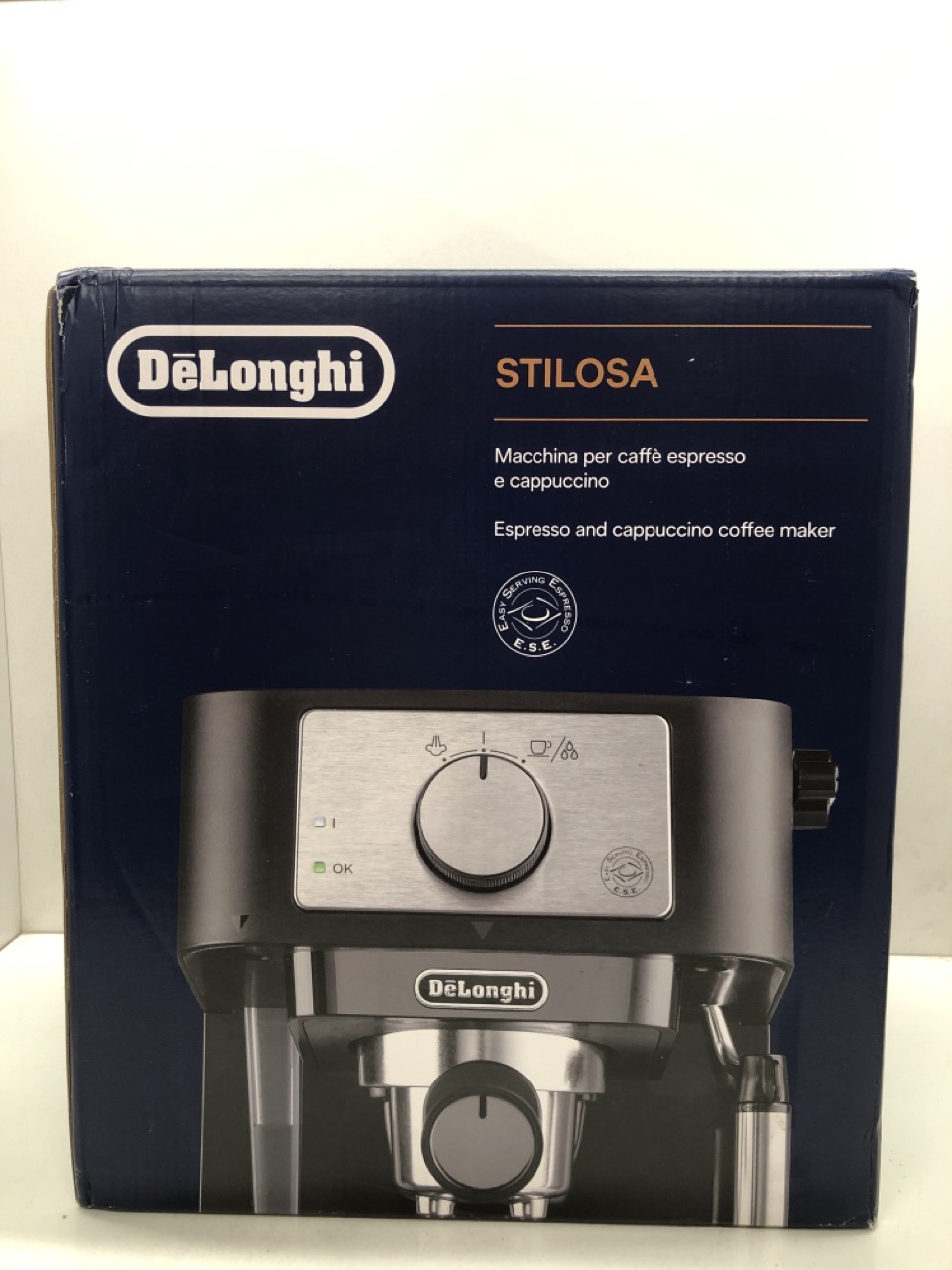 Lot 493  
            Edinburgh SR24 - Delivery Only 

                
DE'LONGHI STILOSA EC260.BK, TRADITIONAL BARISTA PUMP ESPRESSO COFFEE MACHINE, BLA...