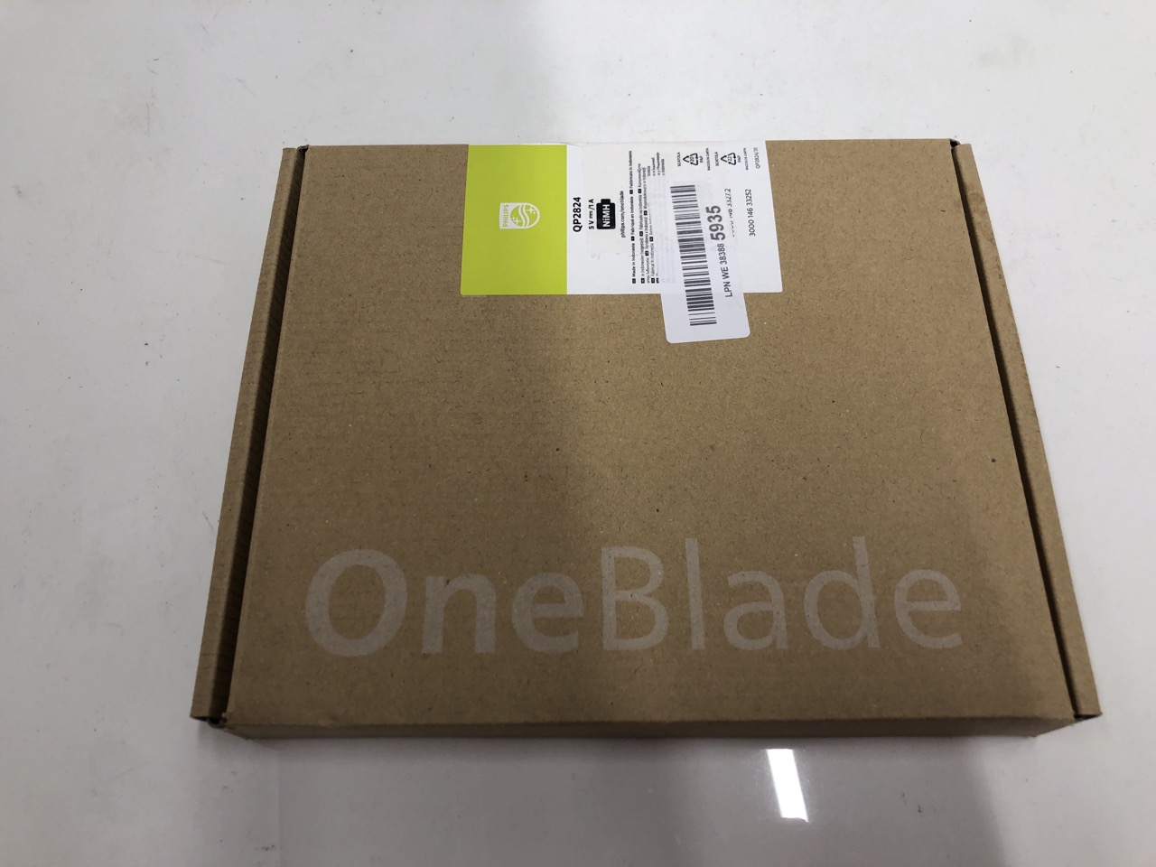 Lot 509  
            Edinburgh SR24 - Delivery Only 

                
QUANTITY OF HEALTH & BEAUTY ITEMS TO INCLUDE PHILIPS ONEBLADE HYBRID 360 BLADE TE... - Image 3
