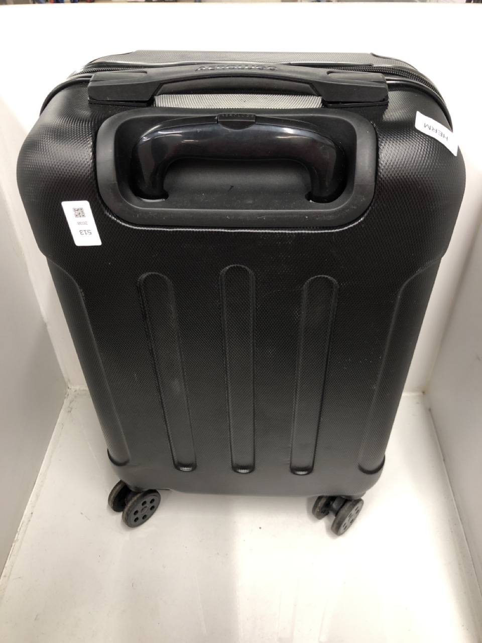 Lot 513  
            Edinburgh SR24 - Delivery Only 

                
AEROLUGG BLACK SMALL HARDSHELL SUITCASE: LOCATION - BACK RACK - Image 2