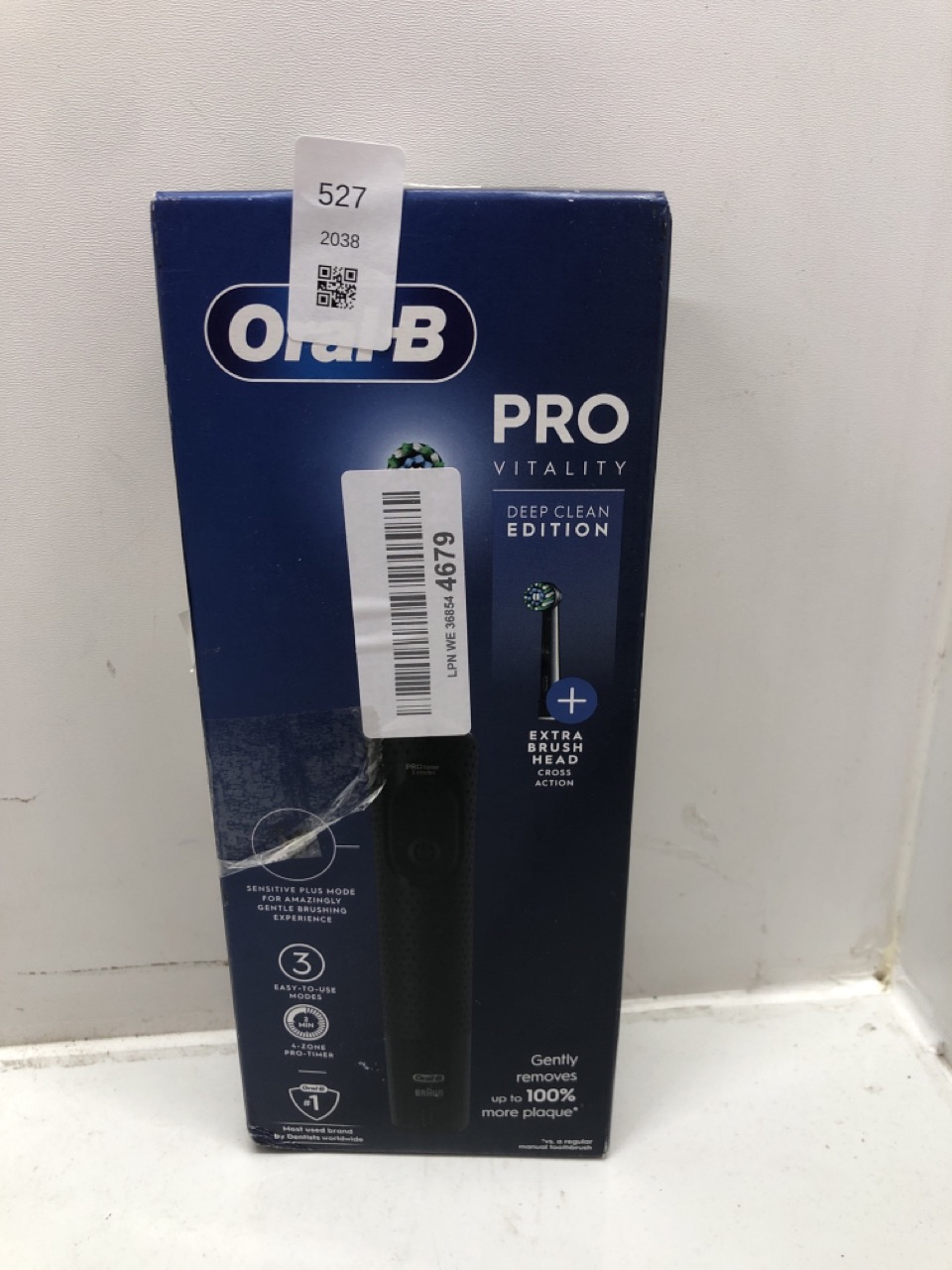 Lot 527  
            Edinburgh SR24 - Delivery Only 

                
QUANTITY OF HEALTH & BEAUTY ITEMS TO INCLUDE ORAL-B VITALITY PRO ELECTRIC TOOTHBR... - Image 3