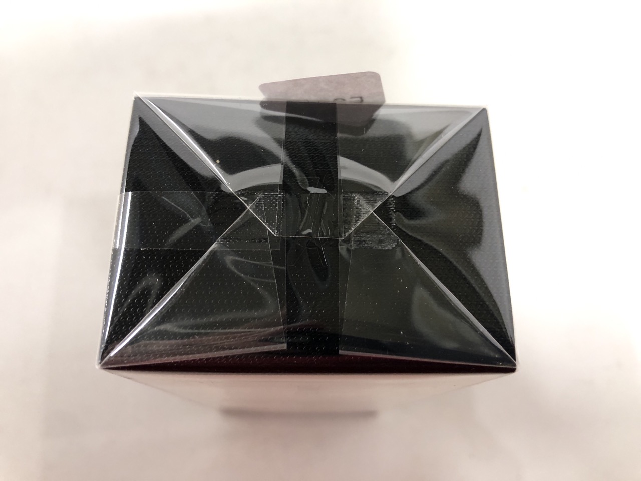 Lot 536  
            Edinburgh SR24 - Delivery Only 

                
YVES SAINT LAURENT LIBRE EAU DE PARFUM INTENSE 90ML.: LOCATION - BACK RACK