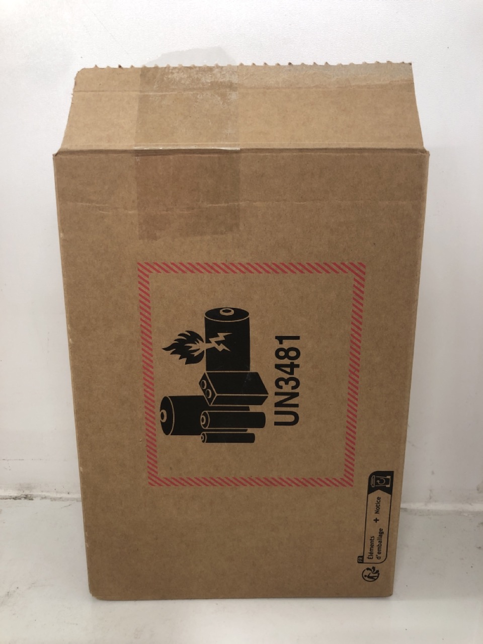 Lot 537  
            Edinburgh SR24 - Delivery Only 

                
QUANTITY OF HEALTH & BEAUTY TO INCLUDE ORAL B IO SERIES 2 WIRELESS TOOTHBRUSH: LO... - Image 2