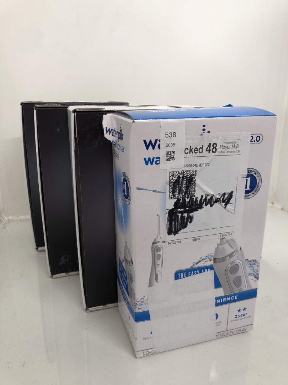 Lot 538  
            Edinburgh SR24 - Delivery Only 

                
QUANTITY OF HEALTH & BEAUTY ITEMS TO INCLUDE WATERPIK CORDLESS ADVANCED WATER FLO...