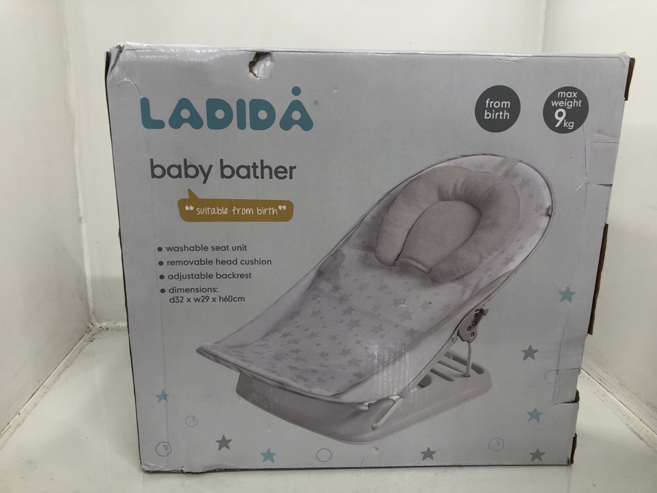 Lot 546  
            Edinburgh SR24 - Delivery Only 

                
QUANTITY OF ITEMS TO INCLUDE COLGATE 360 SONIC CHARCOAL SOFT TOOTHBRUSH WITH CHAR...