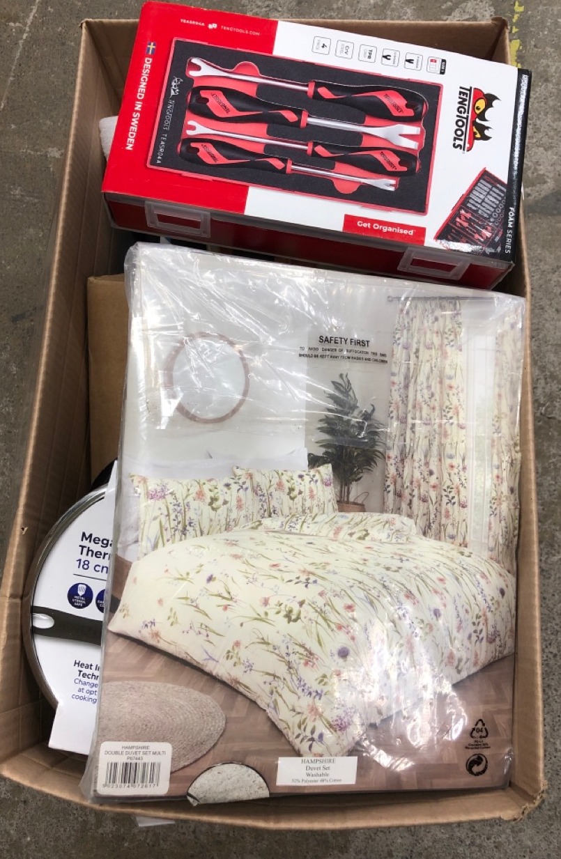 Lot 547  
            Edinburgh SR24 - Delivery Only 

                
QUANTITY OF ITEMS TO INCLUDE TENG TOOLS 4 PIECE AUTO CLIP, FASTENER & TRIM PANEL ...