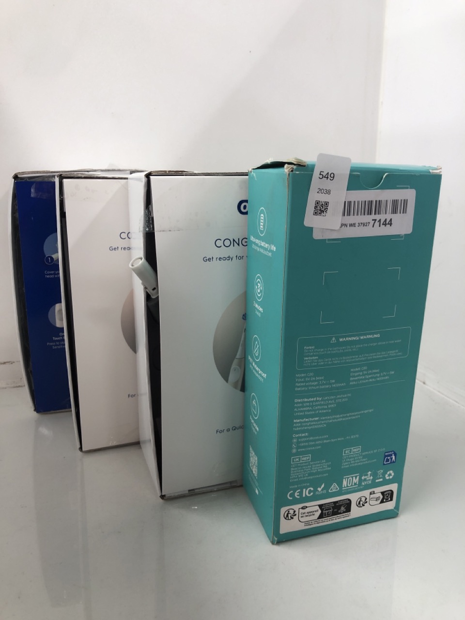 Lot 549  
            Edinburgh SR24 - Delivery Only 

                
QUANTITY OF HEALTH & BEAUTY TO INCLUDE ORAL B IO SERIES 2 WIRELESS TOOTHBRUSH: LO...