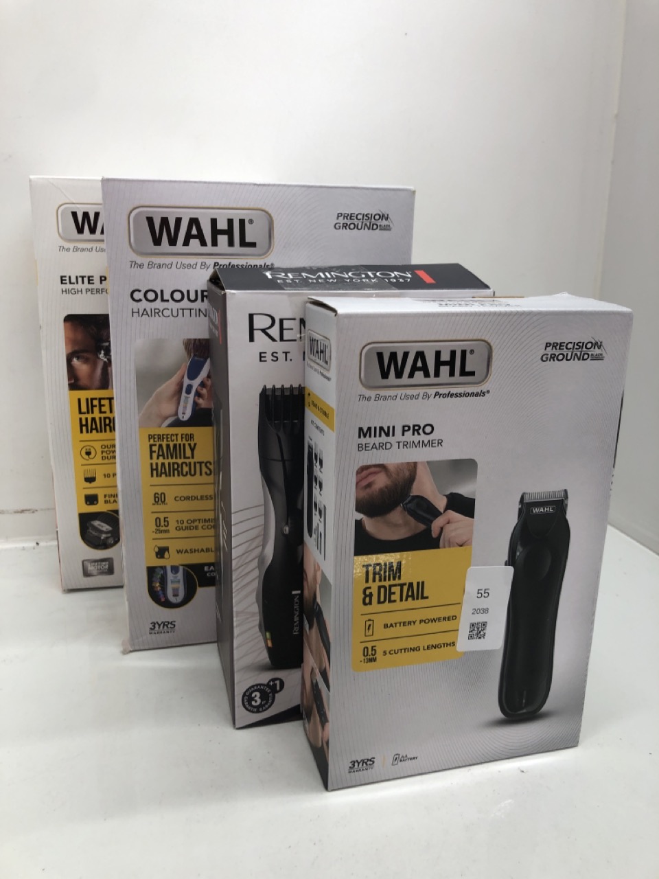 Lot 55  
            Edinburgh SR24 - Delivery Only 

                
QUANTITY OF HEALTH & BEAUTY ITEMS TO INCLUDE WAHL MINI PRO CORDLESS TRIMMER, MEN’...