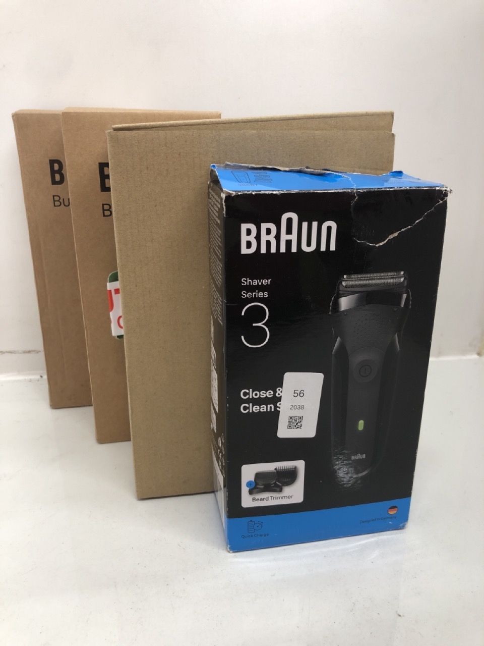 Lot 56  
            Edinburgh SR24 - Delivery Only 

                
QUANTITY OF HEALTH & BEAUTY ITEMS TO INCLUDE BRAUN SERIES 3 ELECTRIC SHAVER, 3 FL...