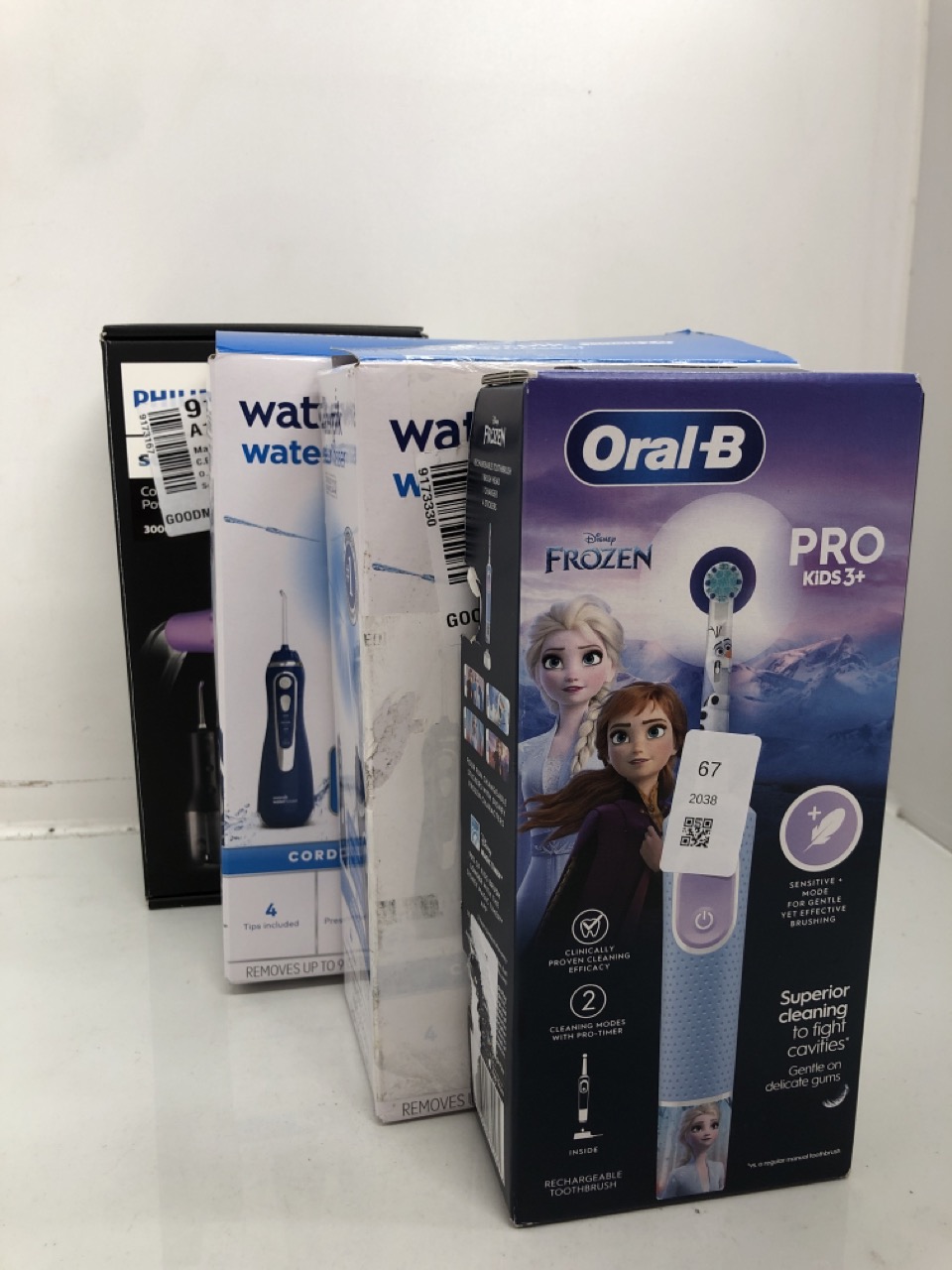 Lot 67  
            Edinburgh SR24 - Delivery Only 

                
QUANTITY OF HEALTH & BEAUTY ITEMS TO INCLUDE ORAL-B PRO KIDS ELECTRIC TOOTHBRUSH,...
