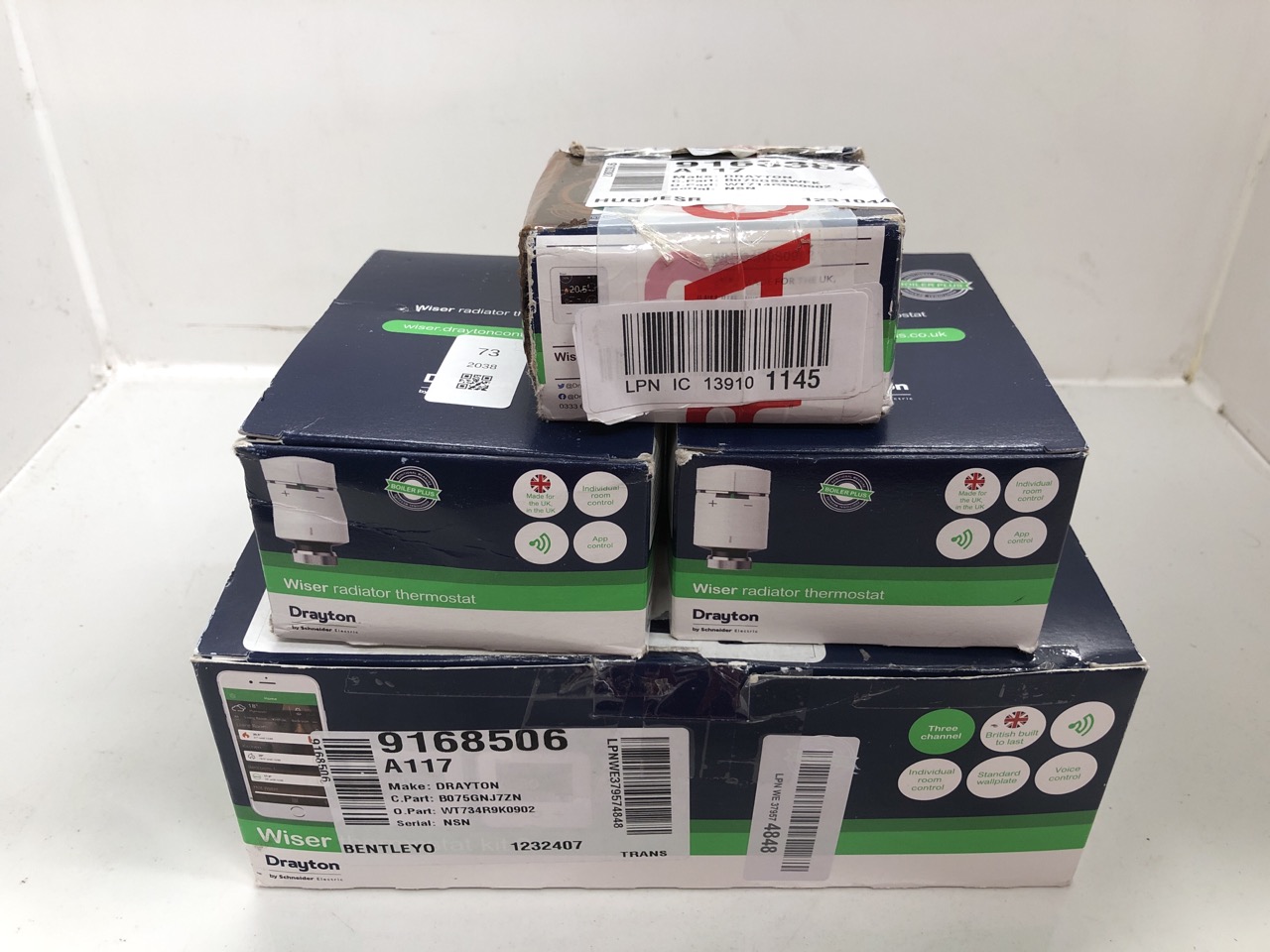 Lot 73  
            Edinburgh SR24 - Delivery Only 

                
QUANTITY OF TOOLS & HOME IMPROVEMENT ITEMS TO INCLUDE DRAYTON WISER SMART HEATING...