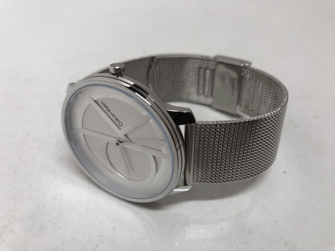 Lot 80  
            Edinburgh SR24 - Delivery Only 

                
CALVIN KLEIN LADIES WATCH STAINLESS STEEL STRAP : LOCATION - A RACK