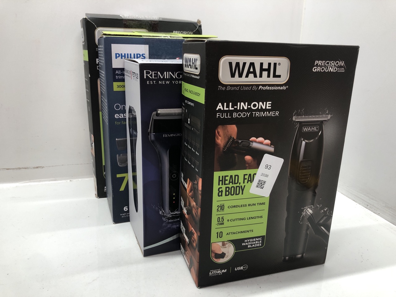 Lot 93  
            Edinburgh SR24 - Delivery Only 

                
QUANTITY OF HEALTH & BEAUTY ITEMS TO INCLUDE WAHL ALL-IN-ONE FULL BODY TRIMMER FO...