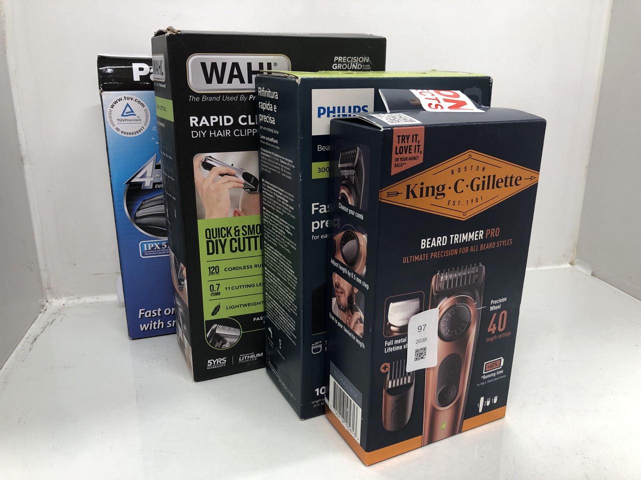 Lot 97  
            Edinburgh SR24 - Delivery Only 

                
QUANTITY OF HEALTH & BEAUTY ITEMS TO INCLUDE KING C. GILLETTE BEARD TRIMMER PRO F...