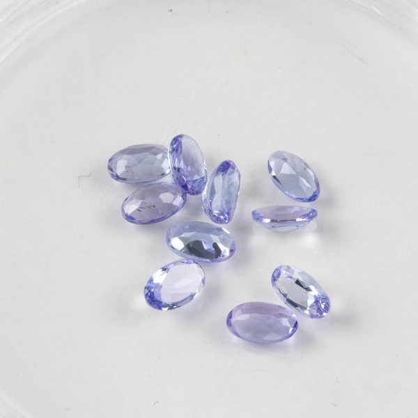 Lot 165  
            Nottingham Luxury Room - Delivery Only 

                
2.13ct Tanzanite Faceted Oval-cut Parcel of Gemstones, 5x3mm