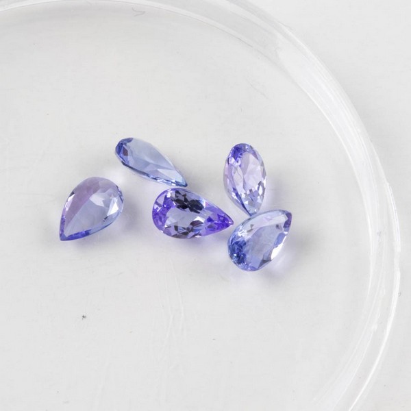 Lot 166  
            Nottingham Luxury Room - Delivery Only 

                
1.92ct Tanzanite Faceted Pear-cut Parcel of Gemstones, 6x4mm