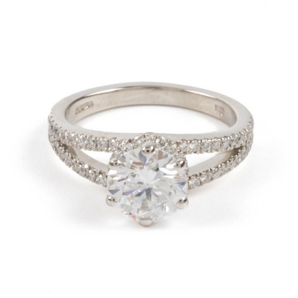 Lot 16  
            Nottingham Luxury Room - Delivery Only 

                
Platinum 950 1.54ct Laboratory Grown Round Brilliant-cut Diamond Centre Stone wit...