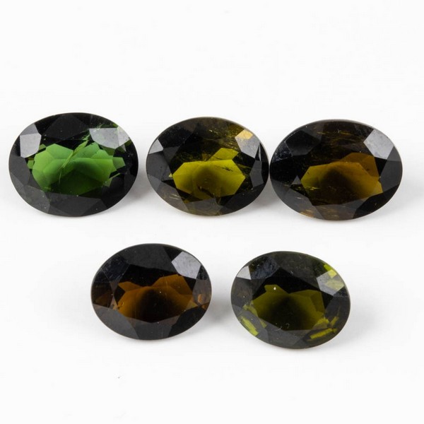 Lot 173  
            Nottingham Luxury Room - Delivery Only 

                
19.52ct Green Tourmaline Faceted Oval-cut Parcel of Gemstones, 11x9mm