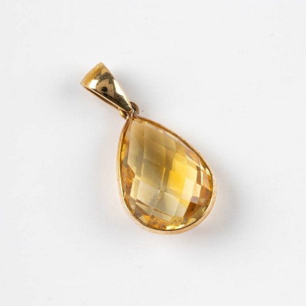 Lot 177  
            Nottingham Luxury Room - Delivery Only 

                
9ct Yellow Gold Citrine Faceted Pear-cut Pendant, 17x14mm, 2.8g