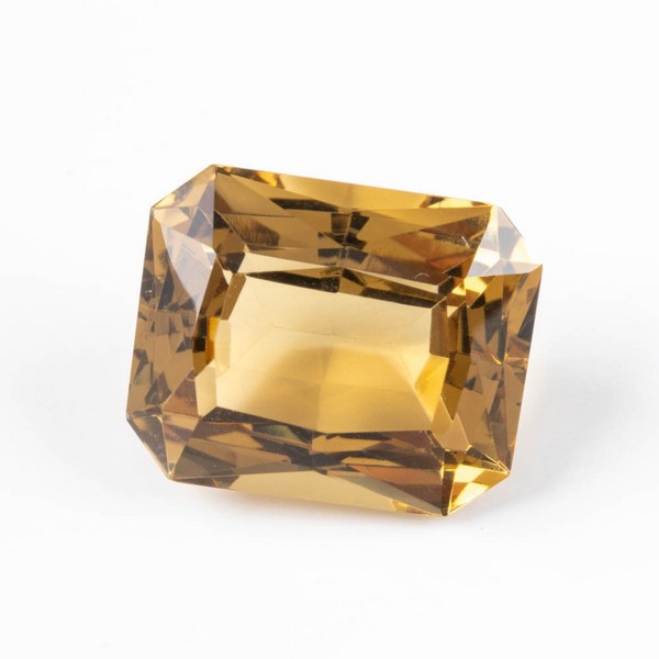 Lot 178  
            Nottingham Luxury Room - Delivery Only 

                
37.65ct Citrine Faceted Octagon-cut Single Gemstone, 23x19mm