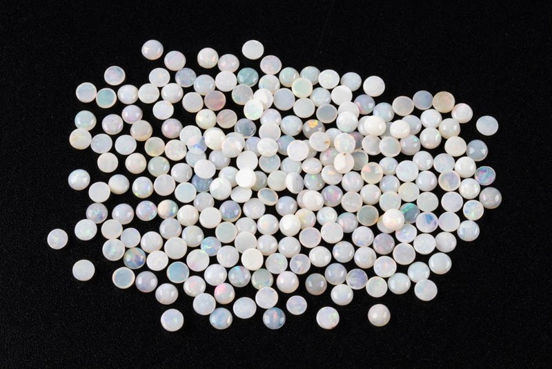 Lot 181  
            Nottingham Luxury Room - Delivery Only 

                
20.03ct Opal Cabochon Round-cut Parcel of Gemstones, 3.25mm