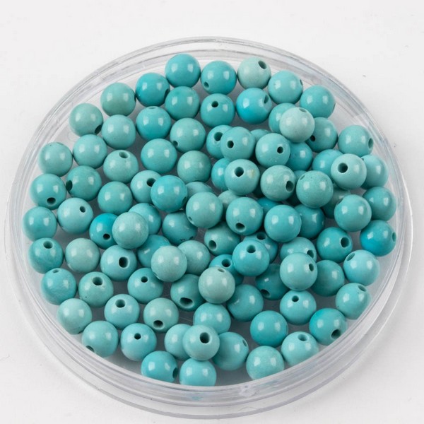 Lot 196  
            Nottingham Luxury Room - Delivery Only 

                
Turquoise String of 4mm Beads, 41cm (String Snapped)