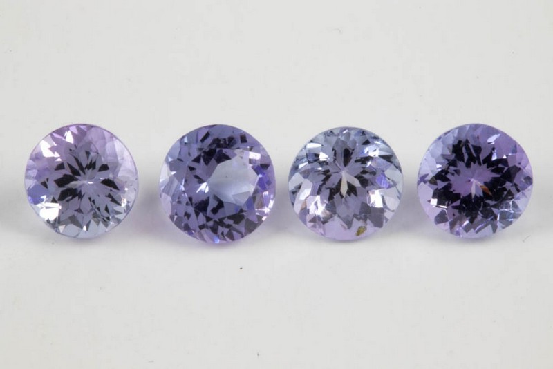 Lot 198  
            Nottingham Luxury Room - Delivery Only 

                
2.89ct Tanzanite Faceted Round-cut Parcel of Gemstones, 5.5mm