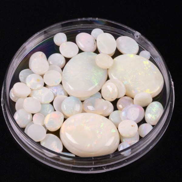 Lot 217  
            Nottingham Luxury Room - Delivery Only 

                
32.81ct Opal Cabochon Mixed-cut Parcel of Gemstones, mixed