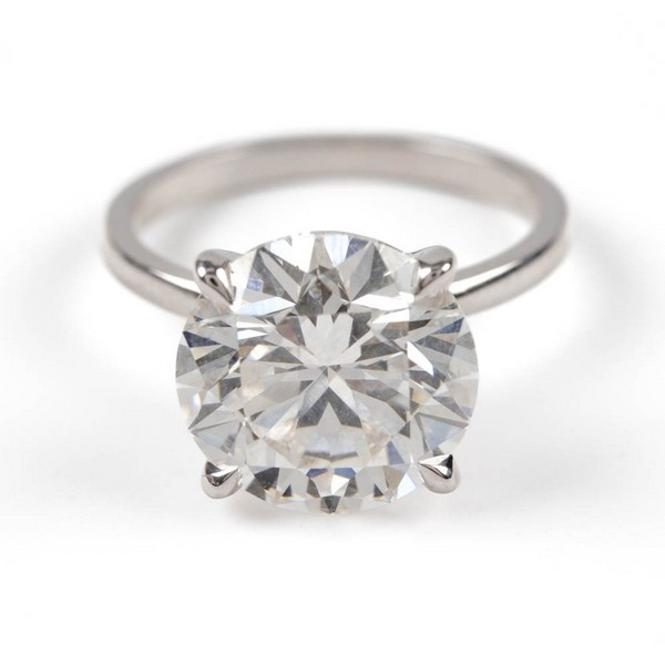 Lot 2  
            Nottingham Luxury Room - Delivery Only 

                
18ct White Gold 6.09ct Laboratory Grown Round Brilliant-cut Diamond Ring, Size M,...
