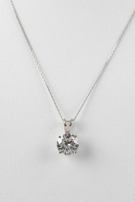 Lot 30  
            Nottingham Luxury Room - Delivery Only 

                
Platinum 950 3.04ct Laboratory Grown Round Brilliant-cut Diamond Pendant and Chai...