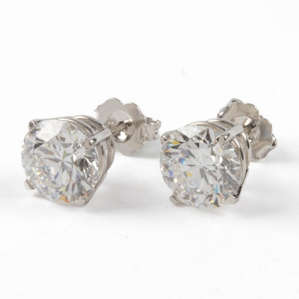 Lot 33  
            Nottingham Luxury Room - Delivery Only 

                
Platinum 950 4.05ct total Laboratory Grown Round Brilliant-cut Diamond Stud Earri...