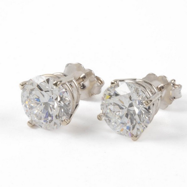 Lot 35  
            Nottingham Luxury Room - Delivery Only 

                
14K White 4.06ct total Laboratory Grown Round Brilliant-cut Diamond Stud Earrings...