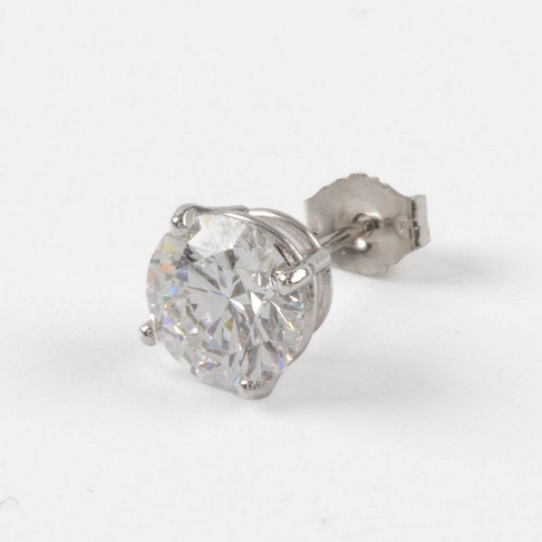 Lot 40  
            Nottingham Luxury Room - Delivery Only 

                
Platinum 950 1.55ct Laboratory Grown Round Brilliant-cut Diamond Single Stud Earr...