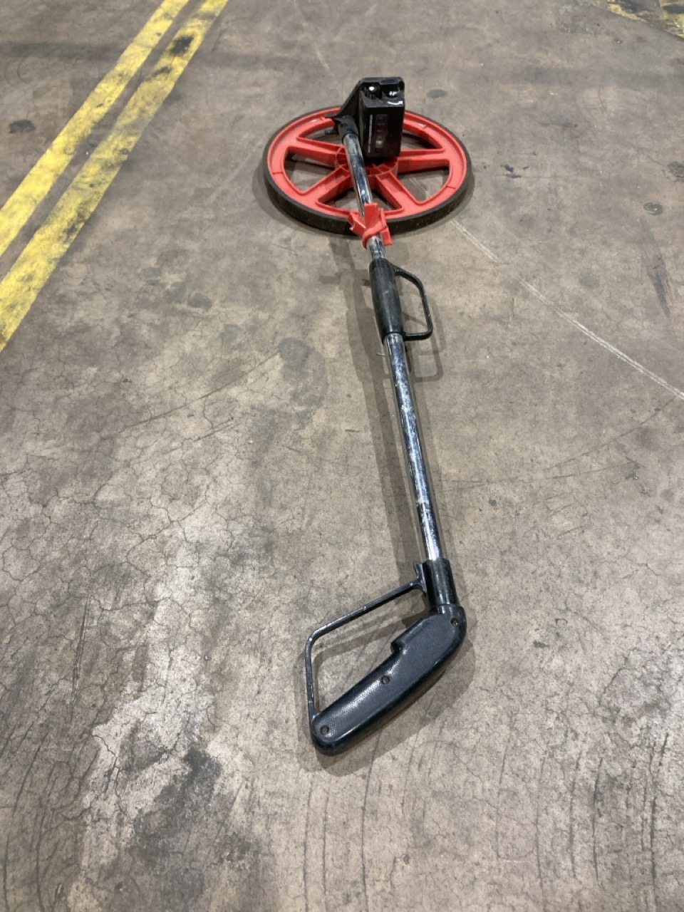 Lot 117  
            Birmingham - Collection Only 

                
ASSORTMENT OF TOOLS TO INCLUDE MAKITA ELECTRIC GRINDER - Image 3