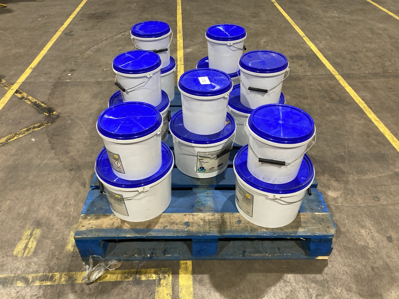 Lot 124  
            Birmingham - Collection Only 

                
PALLET OF LEESON BOUND UVR PART A AND PART B