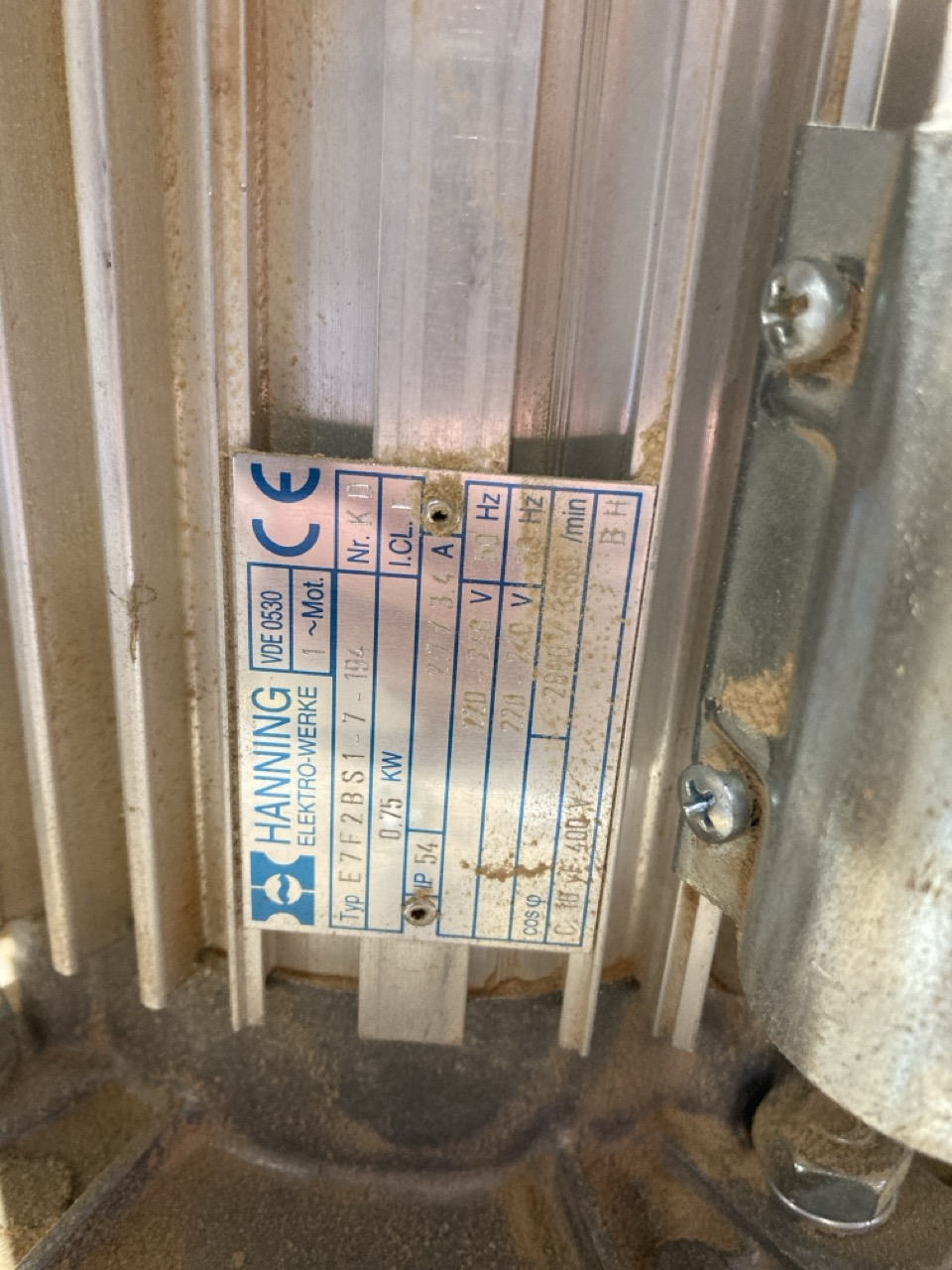 Lot 12  
            Birmingham - Collection Only 

                
ROBLAND D1500 VACUUM CLANER/ DUST EXTRACTOR - Image 4