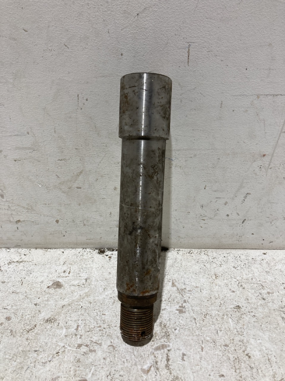 Lot 133  
            Birmingham - Collection Only 

                
ASSORTMENT OF LORRY PARTS TO INCLUDE UNIVERSAL MOUNTING BRACKET