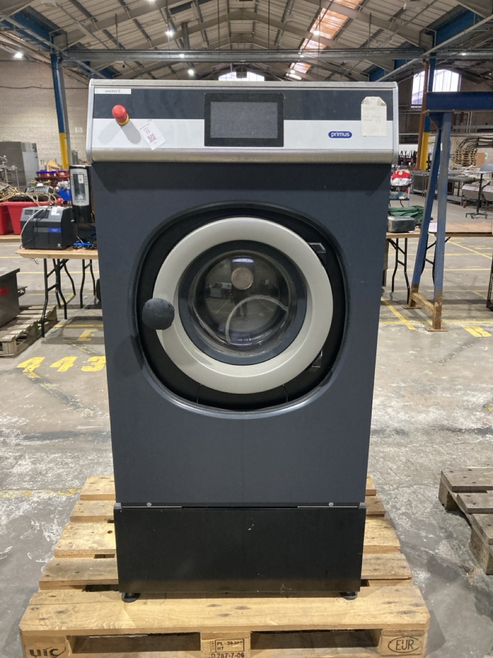 Lot 13  
            Birmingham - Collection Only 

                
PRIMUS WASHING MACHINE WF080B S/N 80FX024176UY