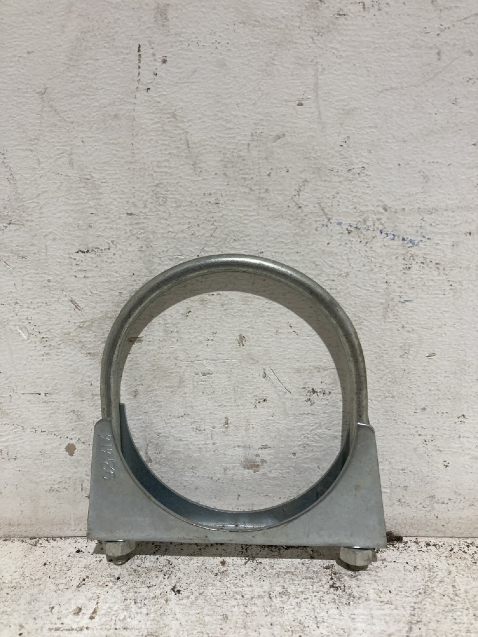 Lot 142  
            Birmingham - Collection Only 

                
ASSORTMENT OF LORRY PARTS TO INCLUDE SEALING