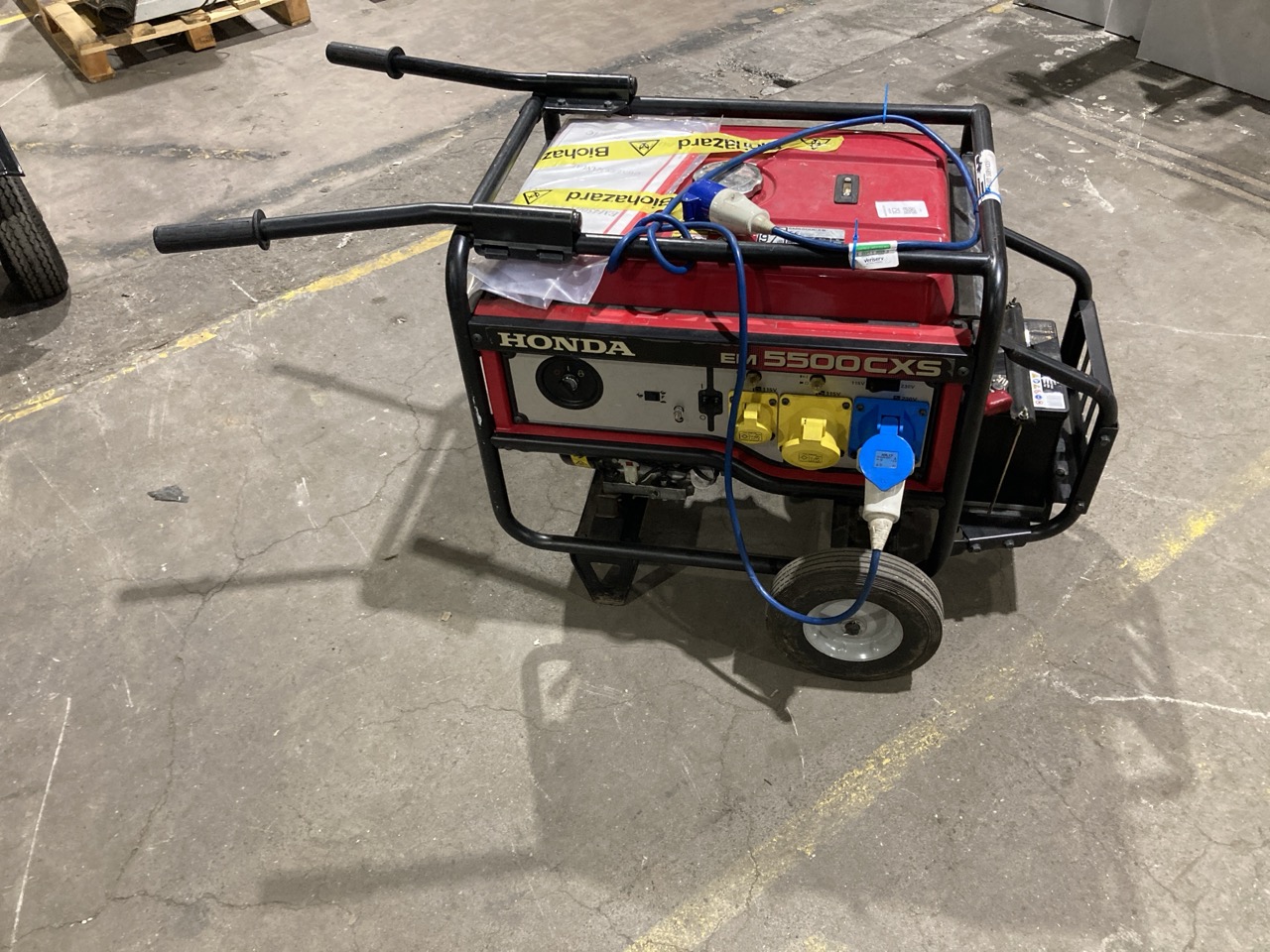 Lot 152  
            Birmingham - Collection Only 

                
HONDA EM 5500CXS GENERATOR