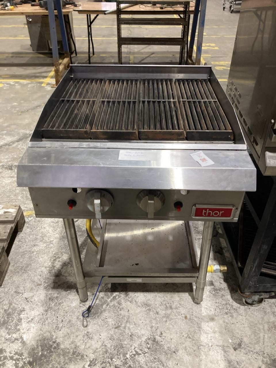 Lot 15  
            Birmingham - Collection Only 

                
THOR 2 BURNER GAS CHAR GRILL