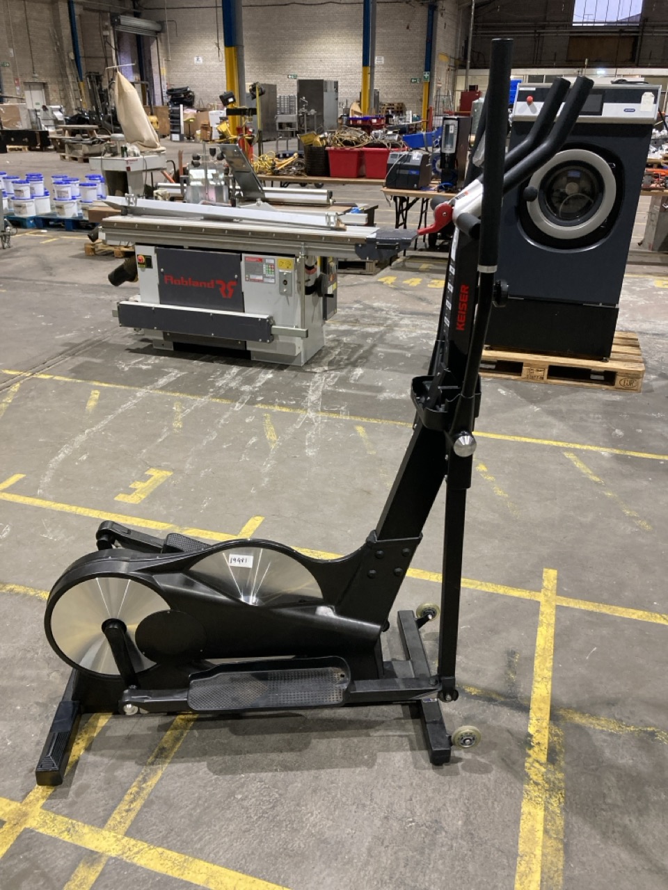 Lot 167  
            Birmingham - Collection Only 

                
KEISER M5I STRIDER ELLIPTICAL MACHINE MODEL 005602BBC