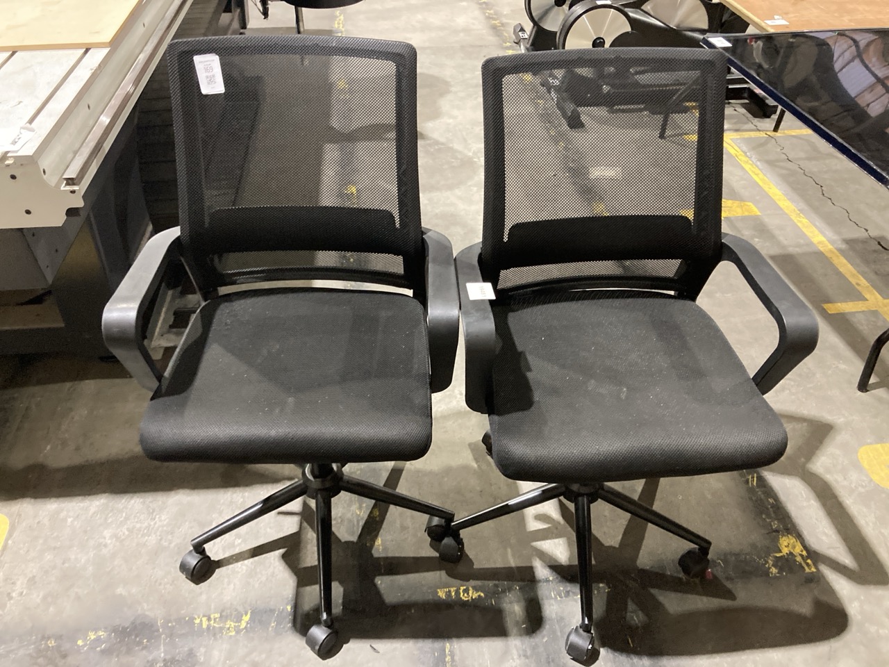Lot 169  
            Birmingham - Collection Only 

                
X2 OFFICE CHAIRS