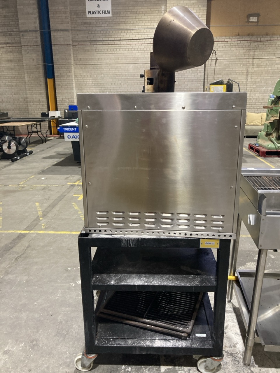 Lot 16  
            Birmingham - Collection Only 

                
METOS KOPA CHARCOAL OVEN
