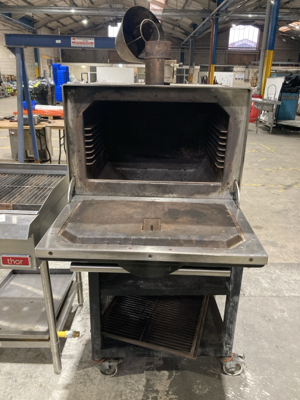 Lot 16  
            Birmingham - Collection Only 

                
METOS KOPA CHARCOAL OVEN
