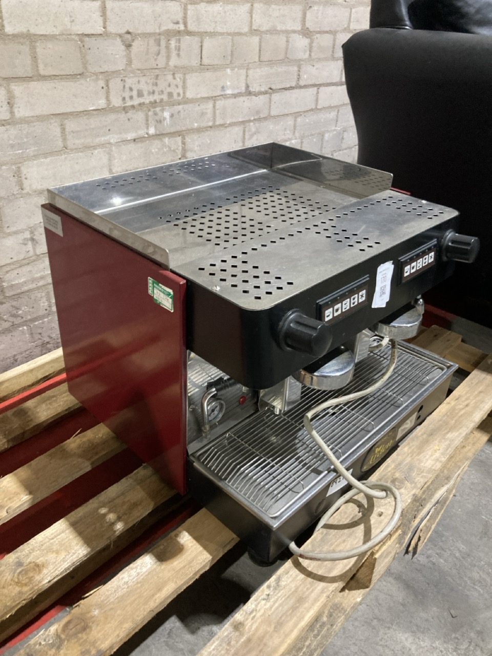 Lot 170  
            Birmingham - Collection Only 

                
ARDEN ITALIA ESPRSSO MACHINE