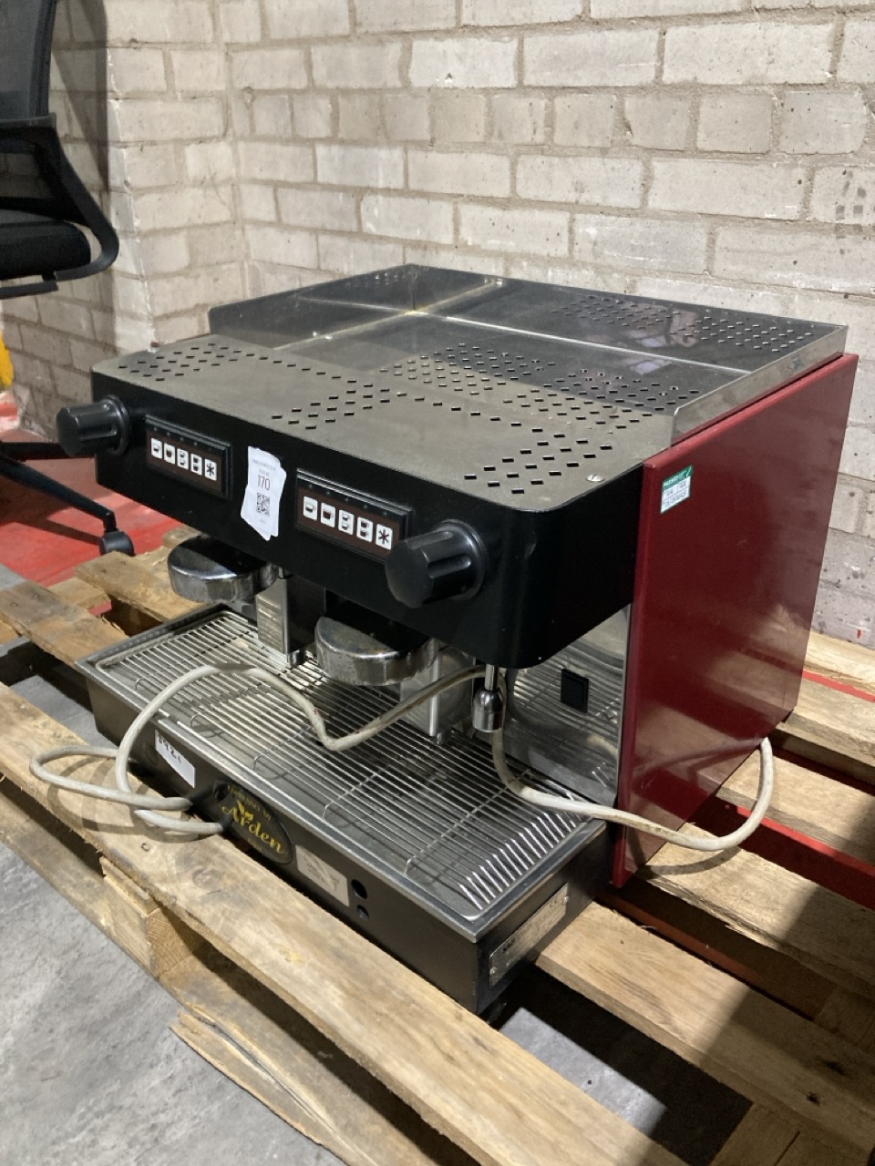 Lot 170  
            Birmingham - Collection Only 

                
ARDEN ITALIA ESPRSSO MACHINE