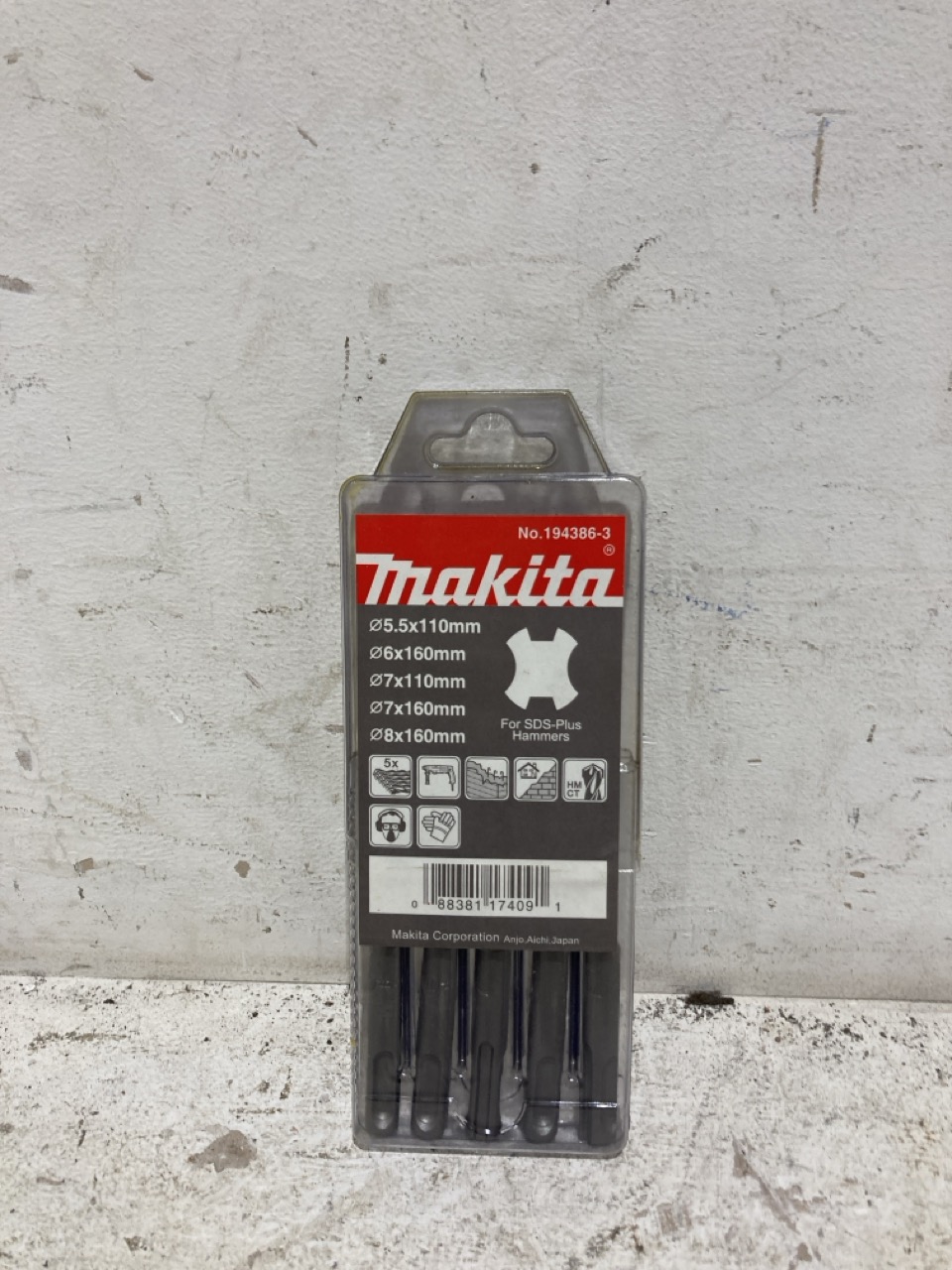 Lot 176  
            Birmingham - Collection Only 

                
MAKITYA DRILL BITS AND SANDING DISC 150MM P320 - Image 2
