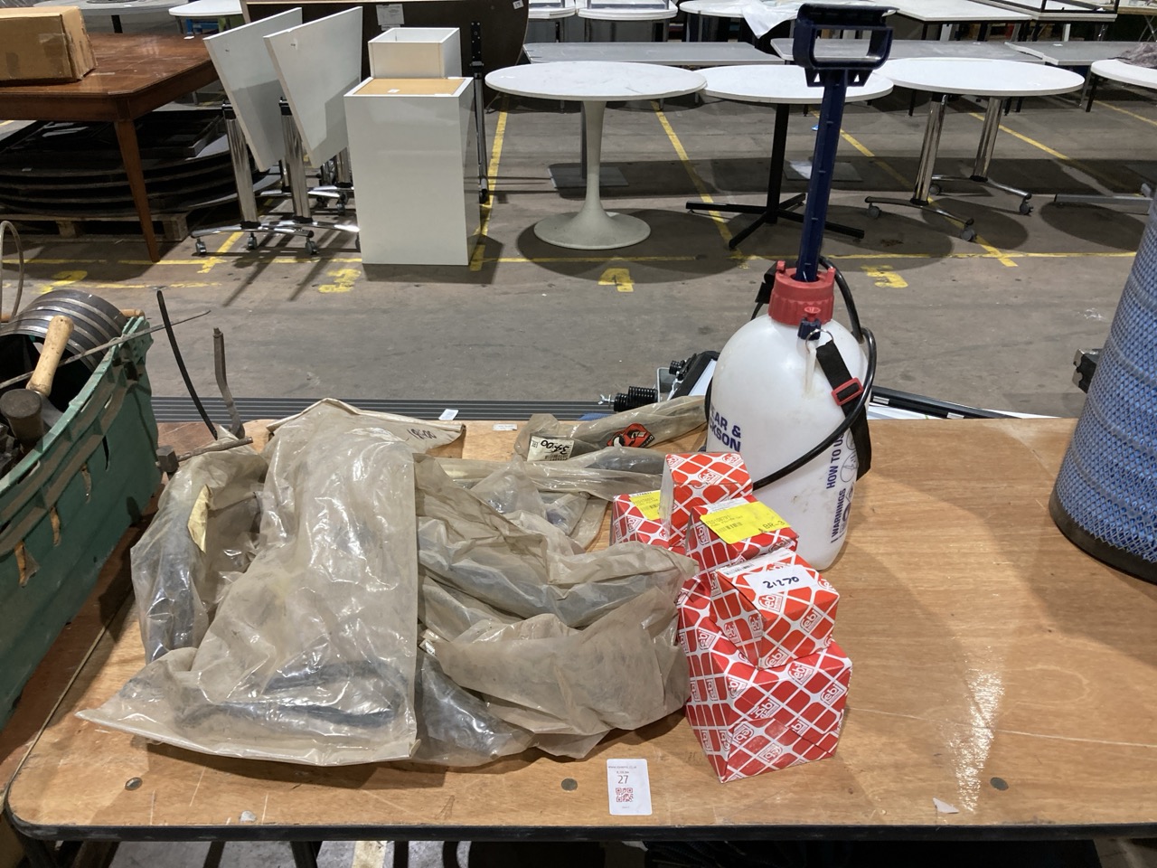 Lot 27  
            Birmingham - Collection Only 

                
ASSORTMENT OF LORRY PARTS TO INCLUDE A BAR BUSHING