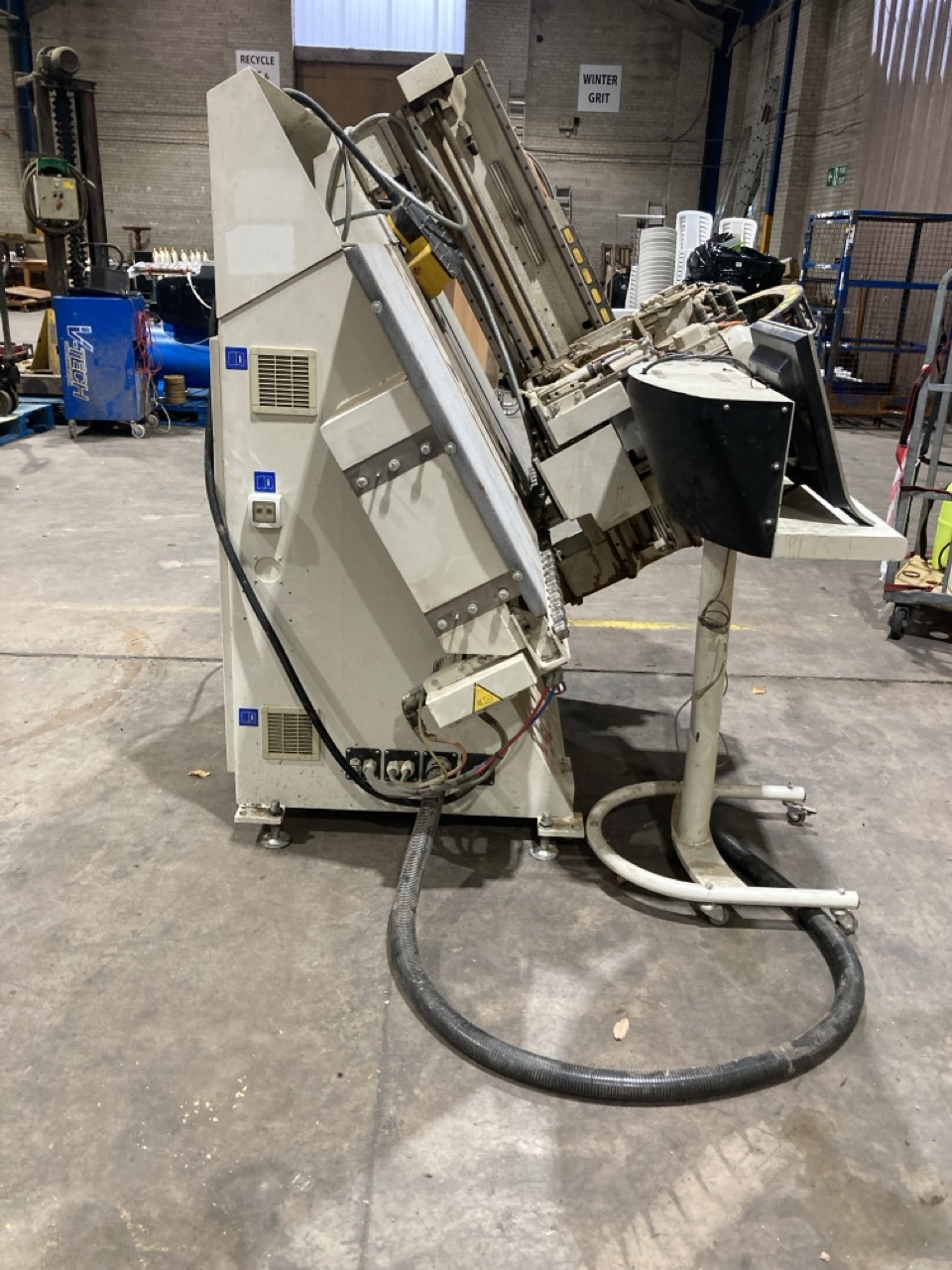 Lot 4  
            Birmingham - Collection Only 

                
2008 SCM CYFLEX F900 CNC DRILLING MACHINE S/N AB-192359 - Image 2